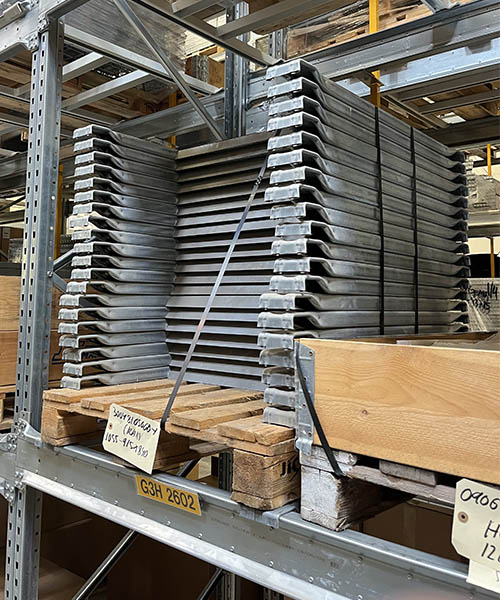 Halvpallsinlägg galvat